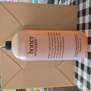 Philosophy Honey & Cream Shampoo, Shower Gel & Bubble Bath 64 fl oz